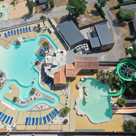 Отель Camping Les Chouans Сент-Илер-де-Рье Экстерьер фото